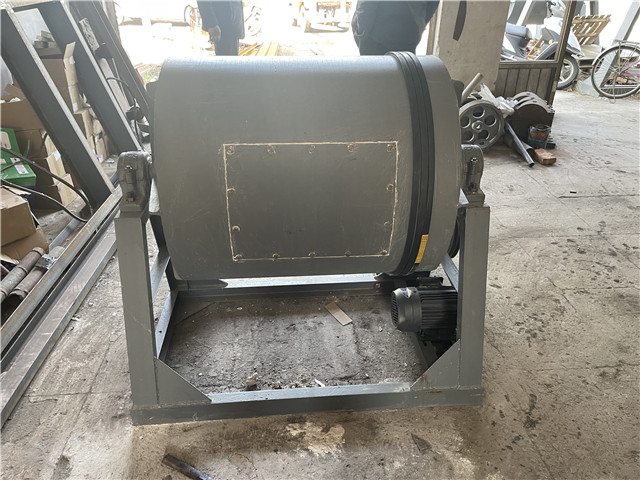 100公斤陶瓷球磨機01.jpg 100公斤陶瓷球磨機01.jpg