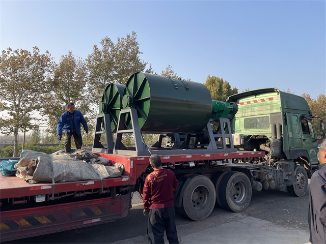 陶瓷球磨機(jī)005.jpg 陶瓷球磨機(jī)005.jpg